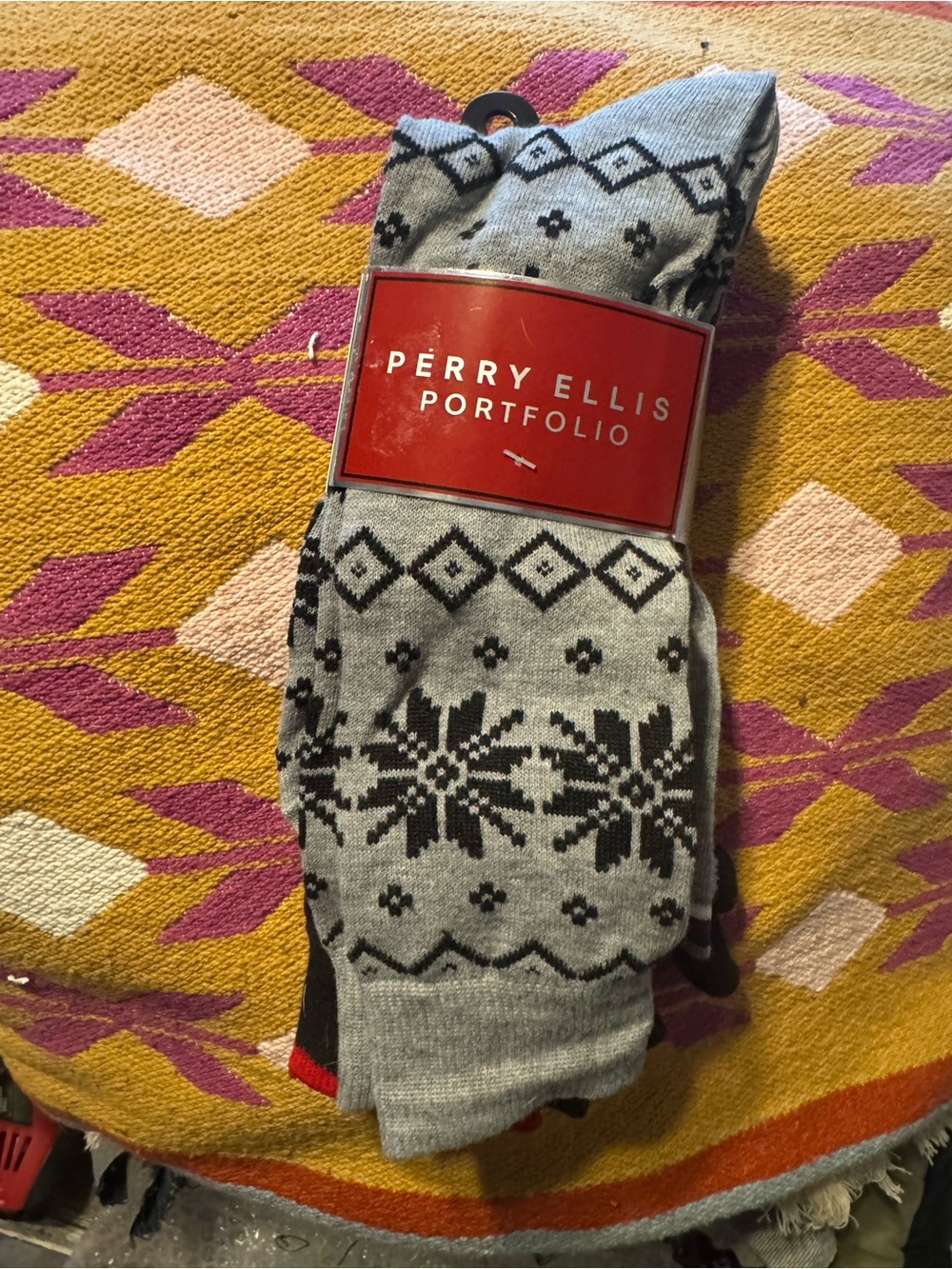 Perry Ellis Portfolio Gray & Black Fair Isle Socks 5 pack